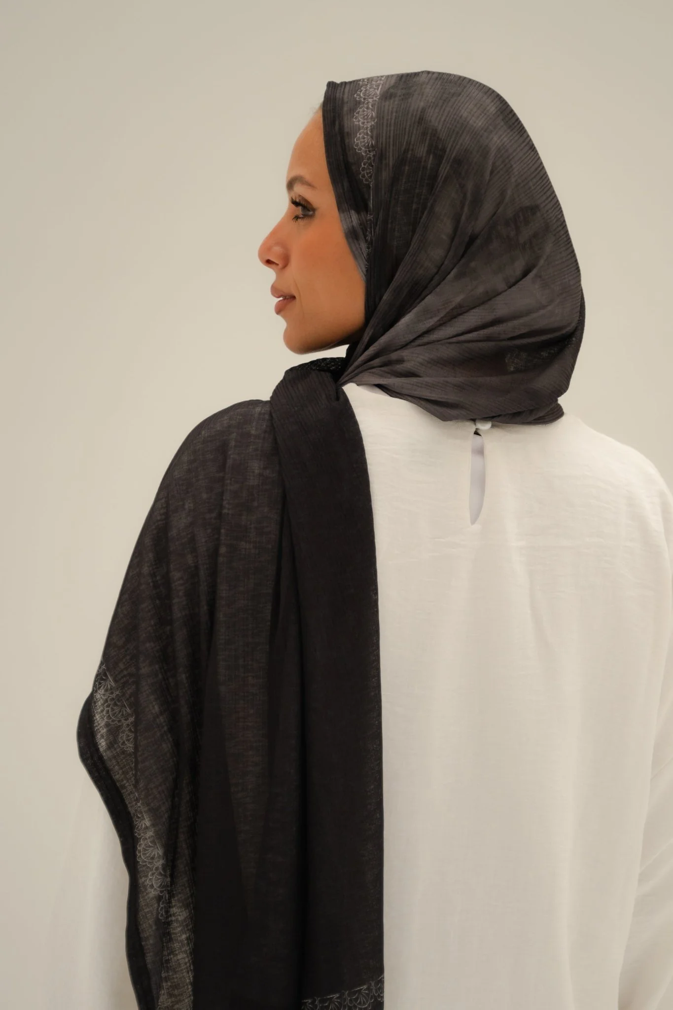 Arabella Whisper - Image 3