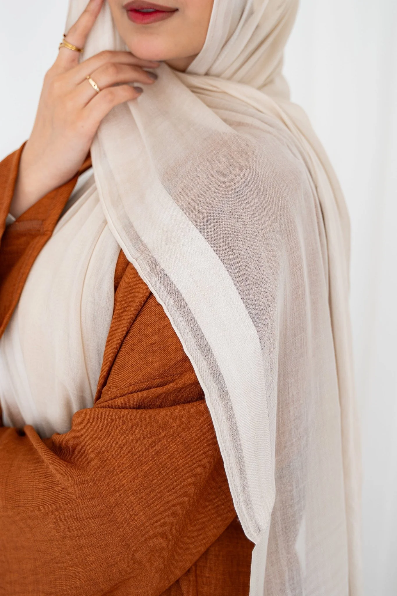 beige Linen - Image 4