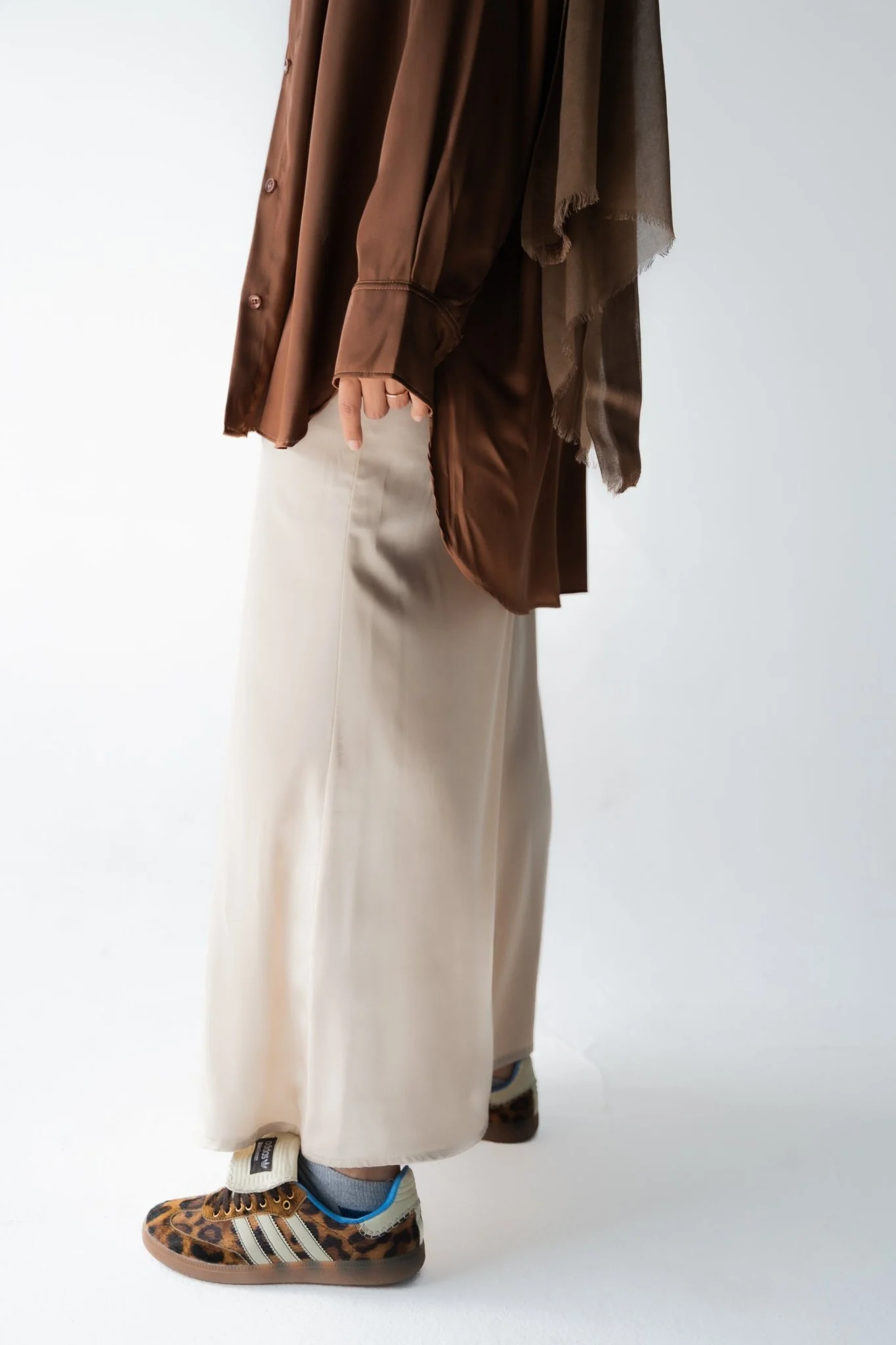 Beige skirt - Image 3