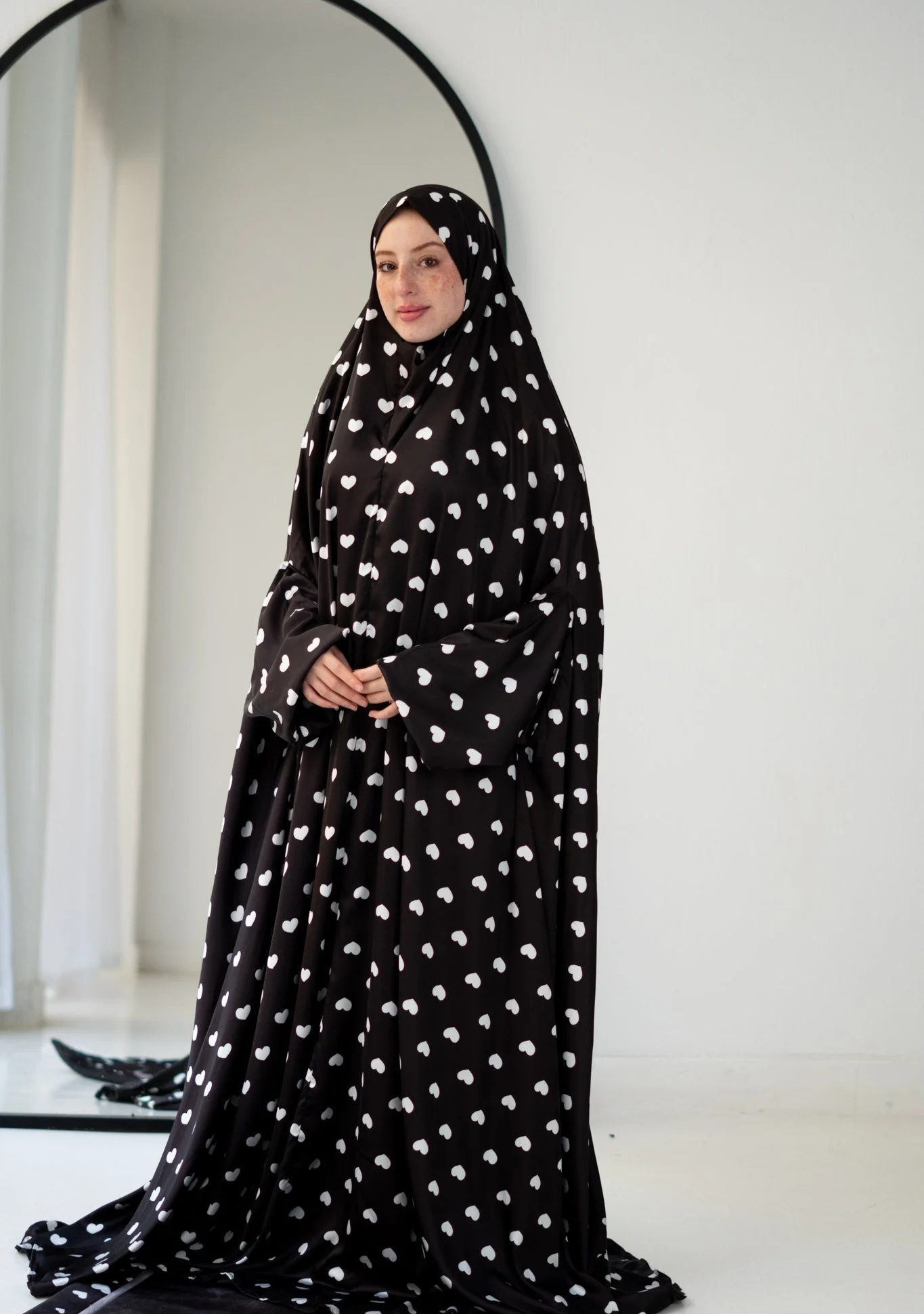 Black Hearts khimar