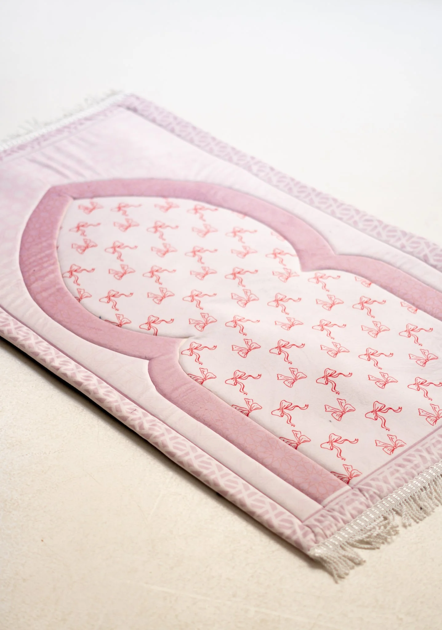 Blush Bow Rug - Image 3
