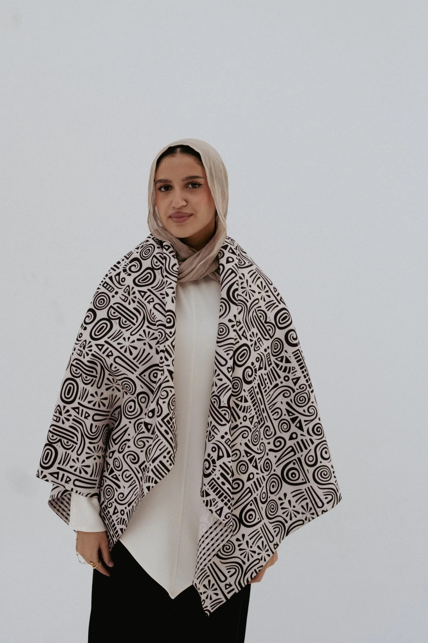 Bold Nature Shawl - Image 4