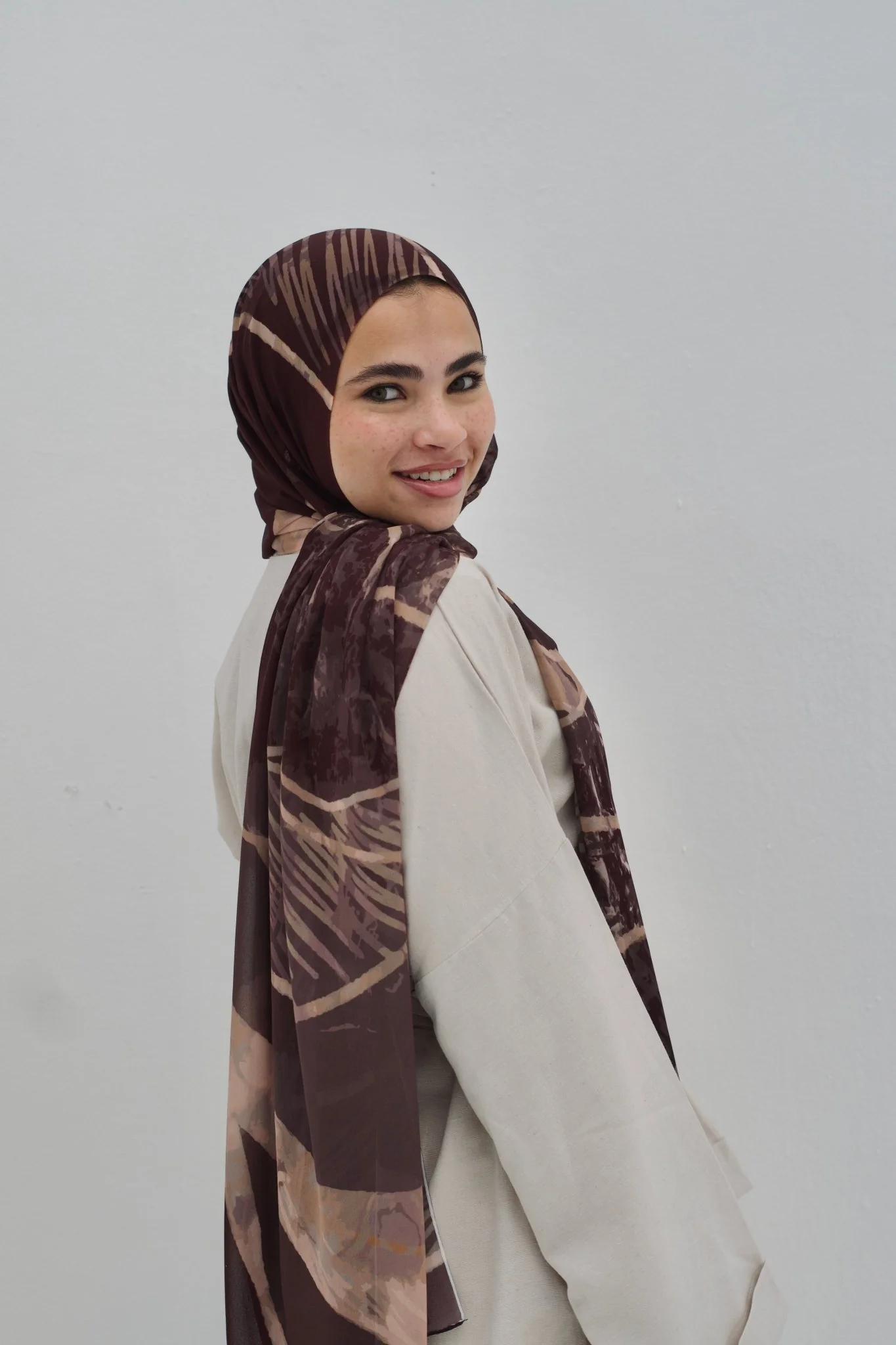 Brown Diva chiffon - Image 2