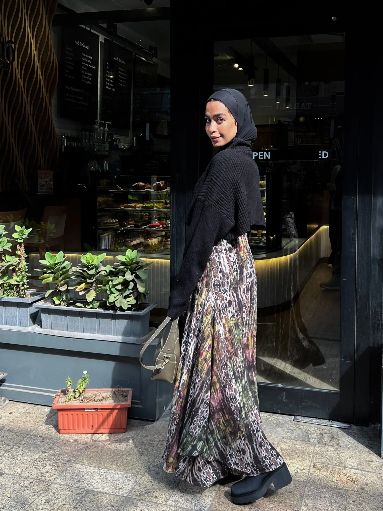 Aira chiffon skirt - Image 4