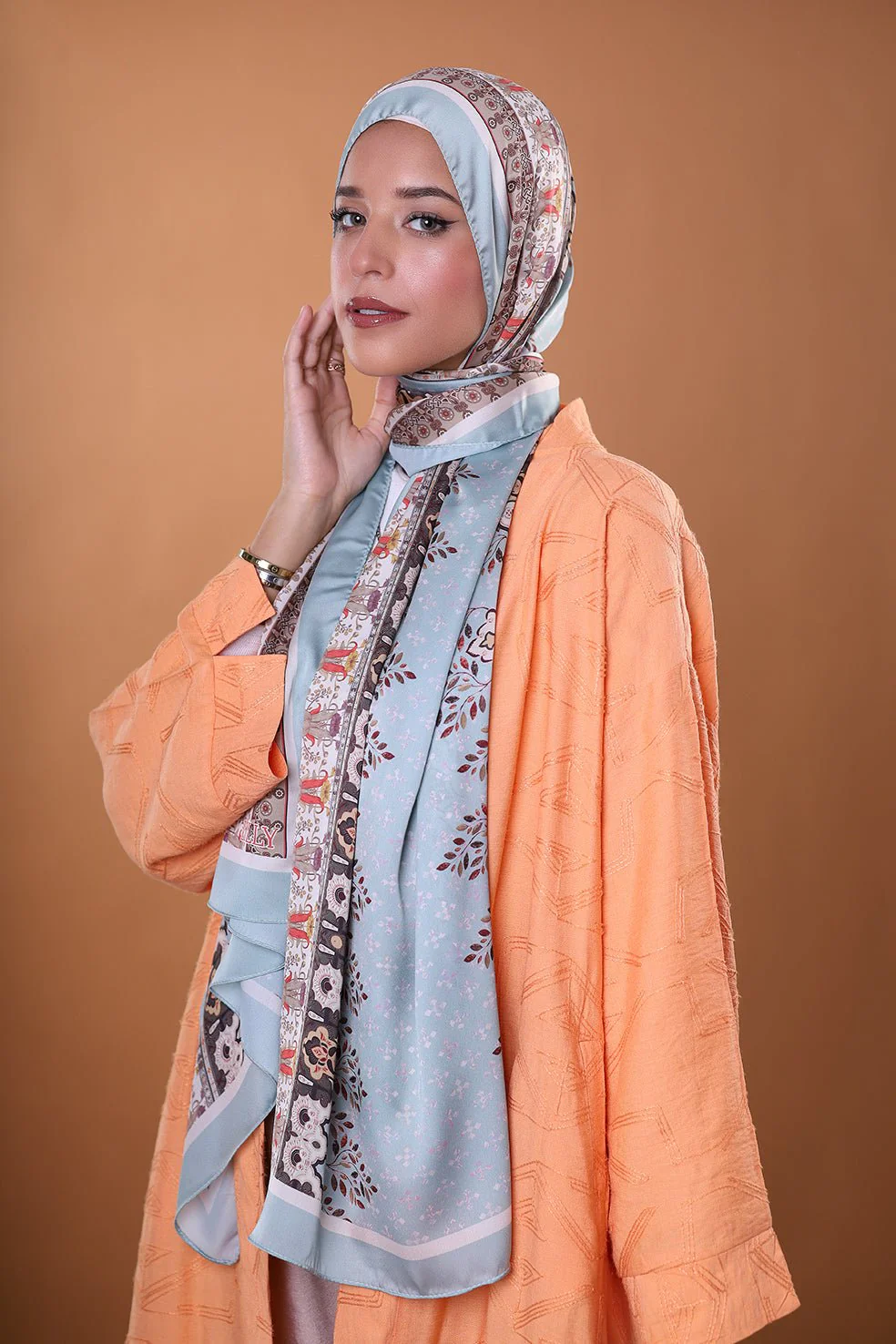 Glamour - Image 2