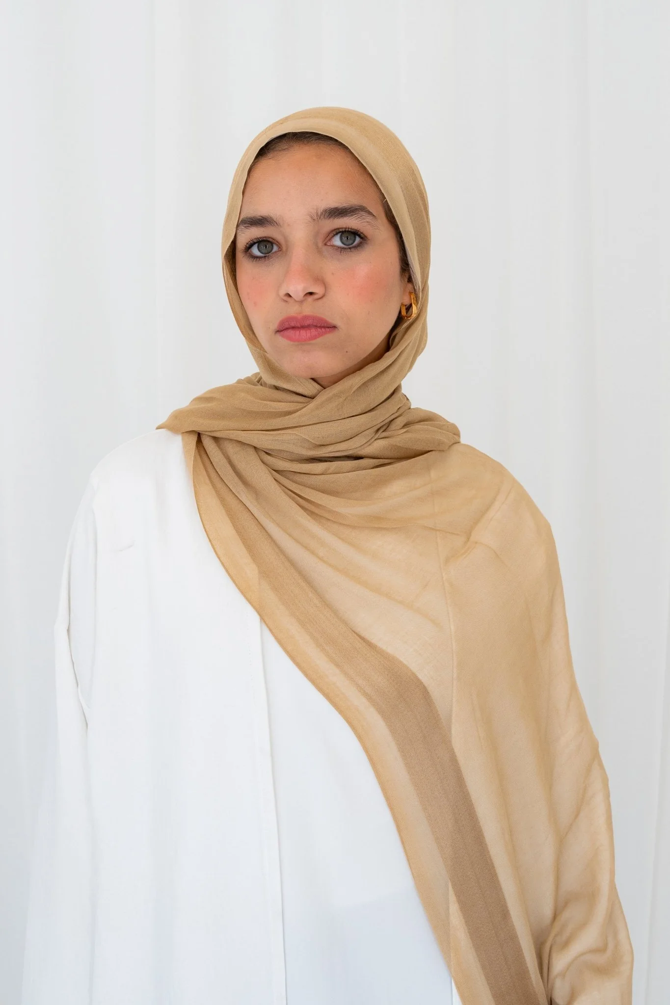 Gold Linen - Image 4