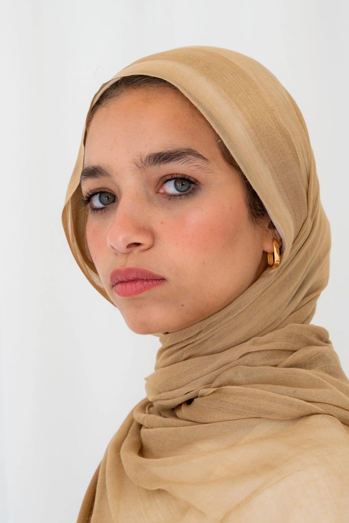 Gold Linen - Image 8