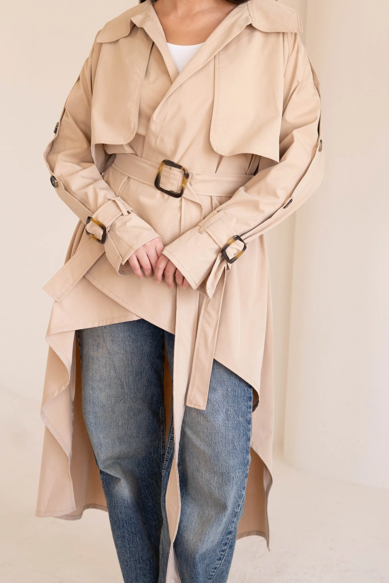 Le trench coat in beige - Image 6