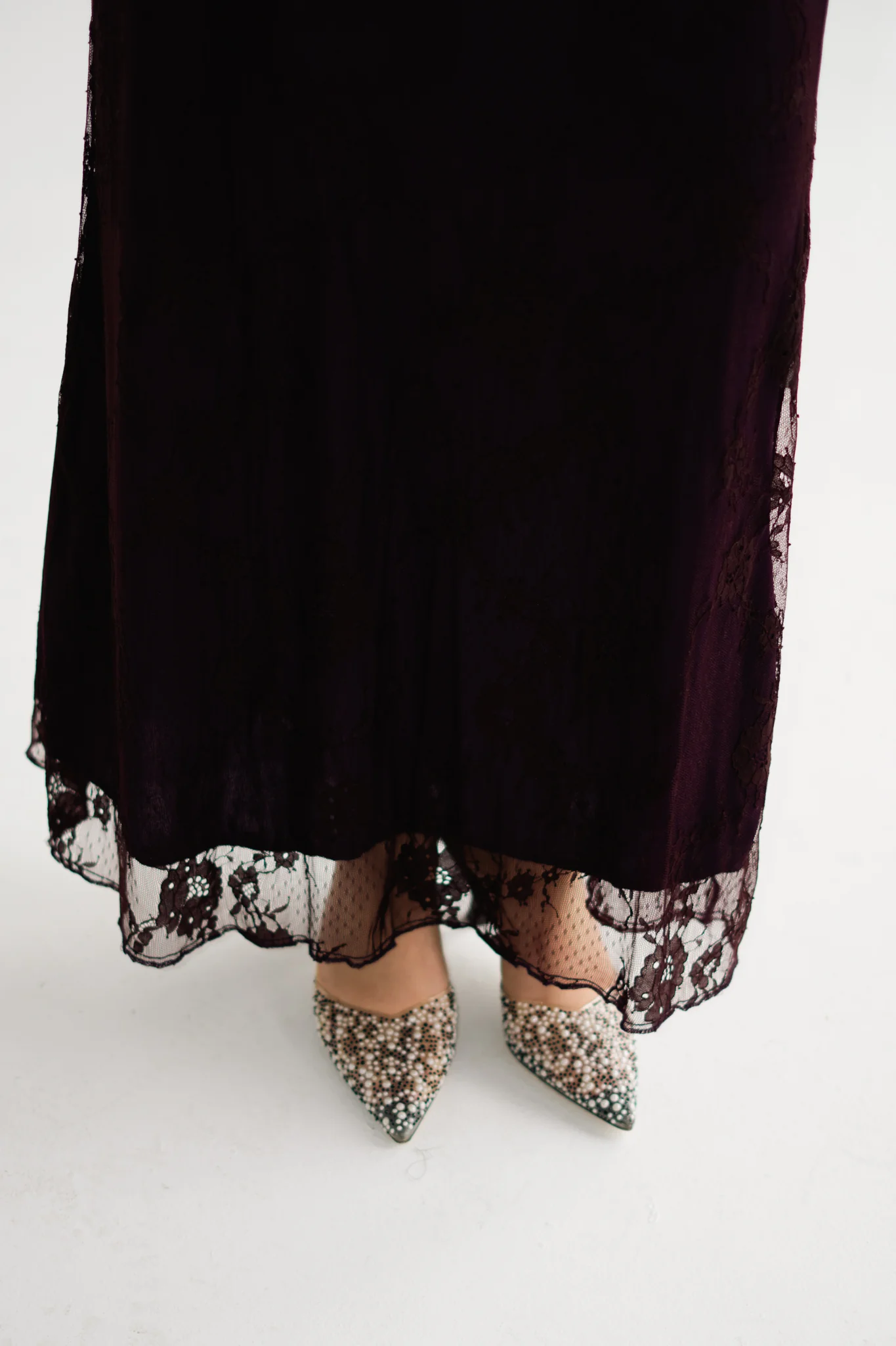 LONG LACE SKIRT - Image 3