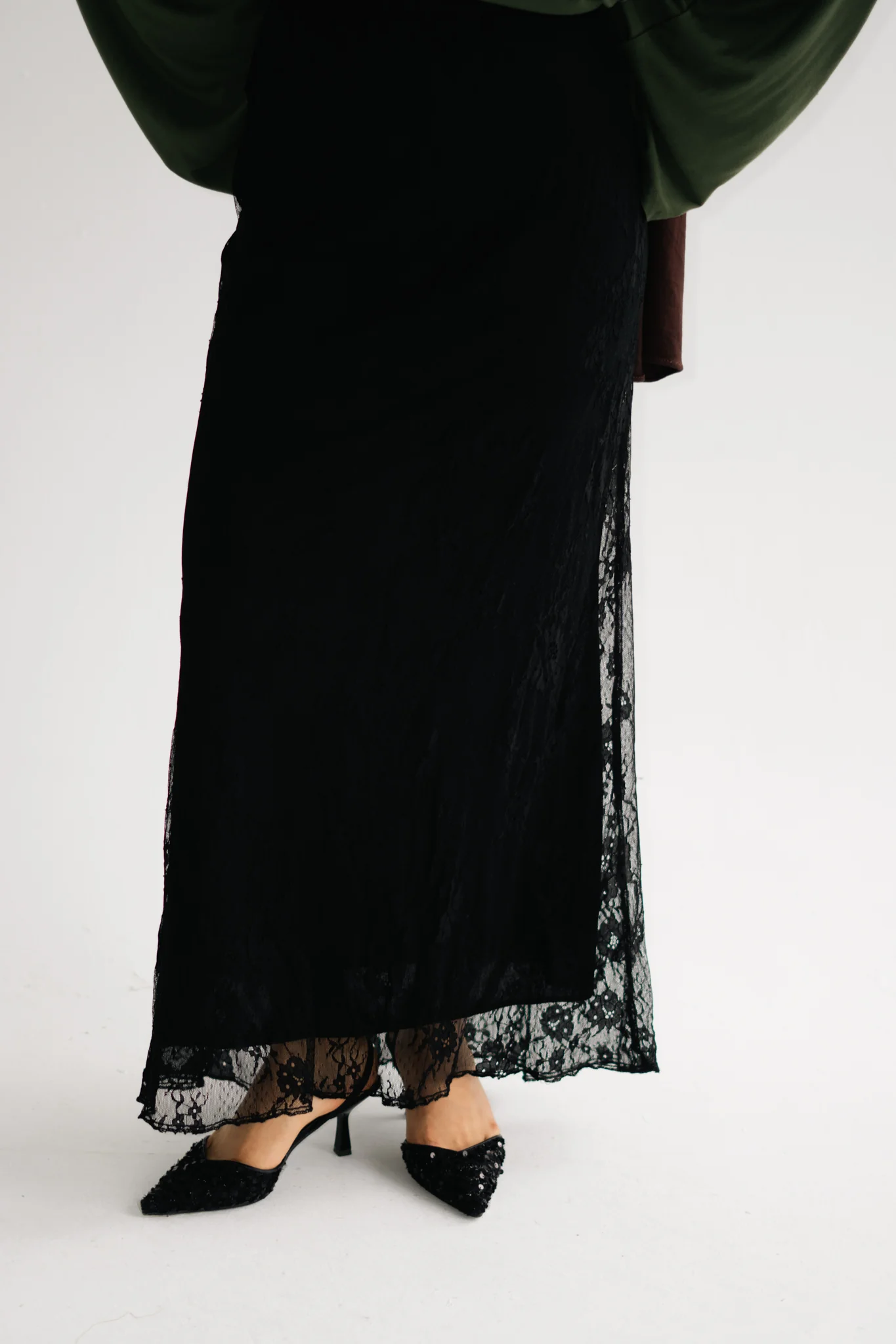 LONG LACE SKIRT - Image 3