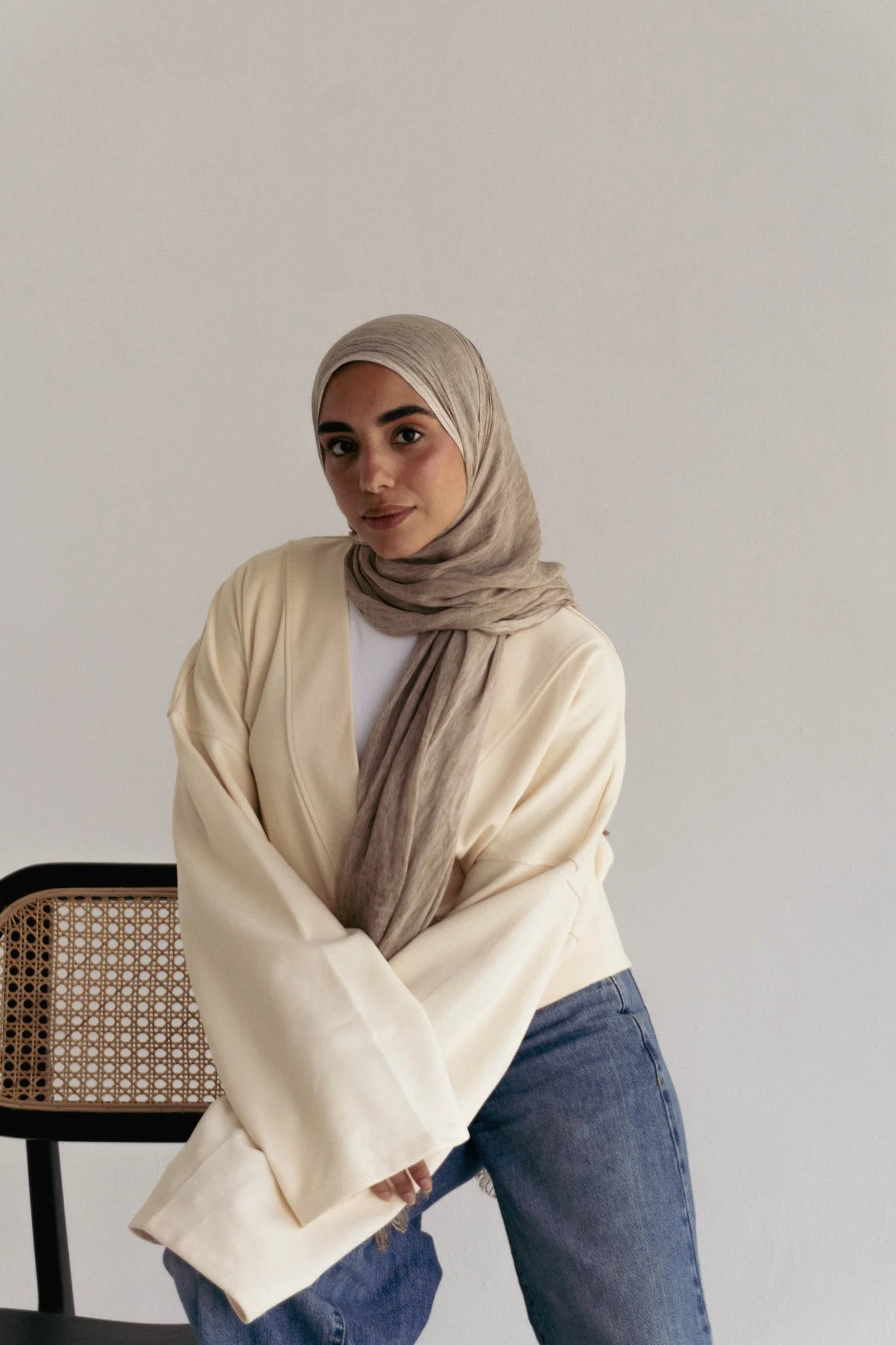 The wrap cozy top in Beige - Image 3