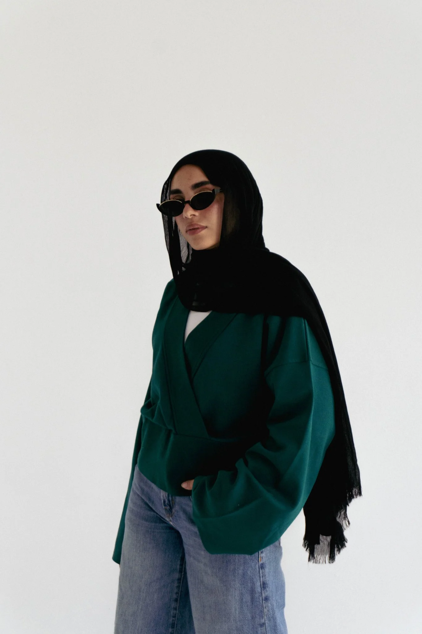 The wrap cozy top in emerald green - Image 2