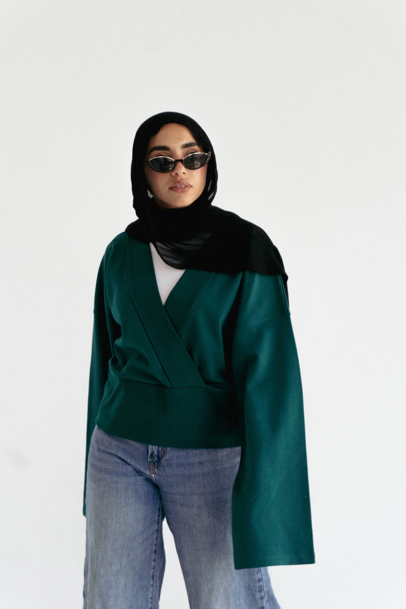 The wrap cozy top in emerald green - Image 3