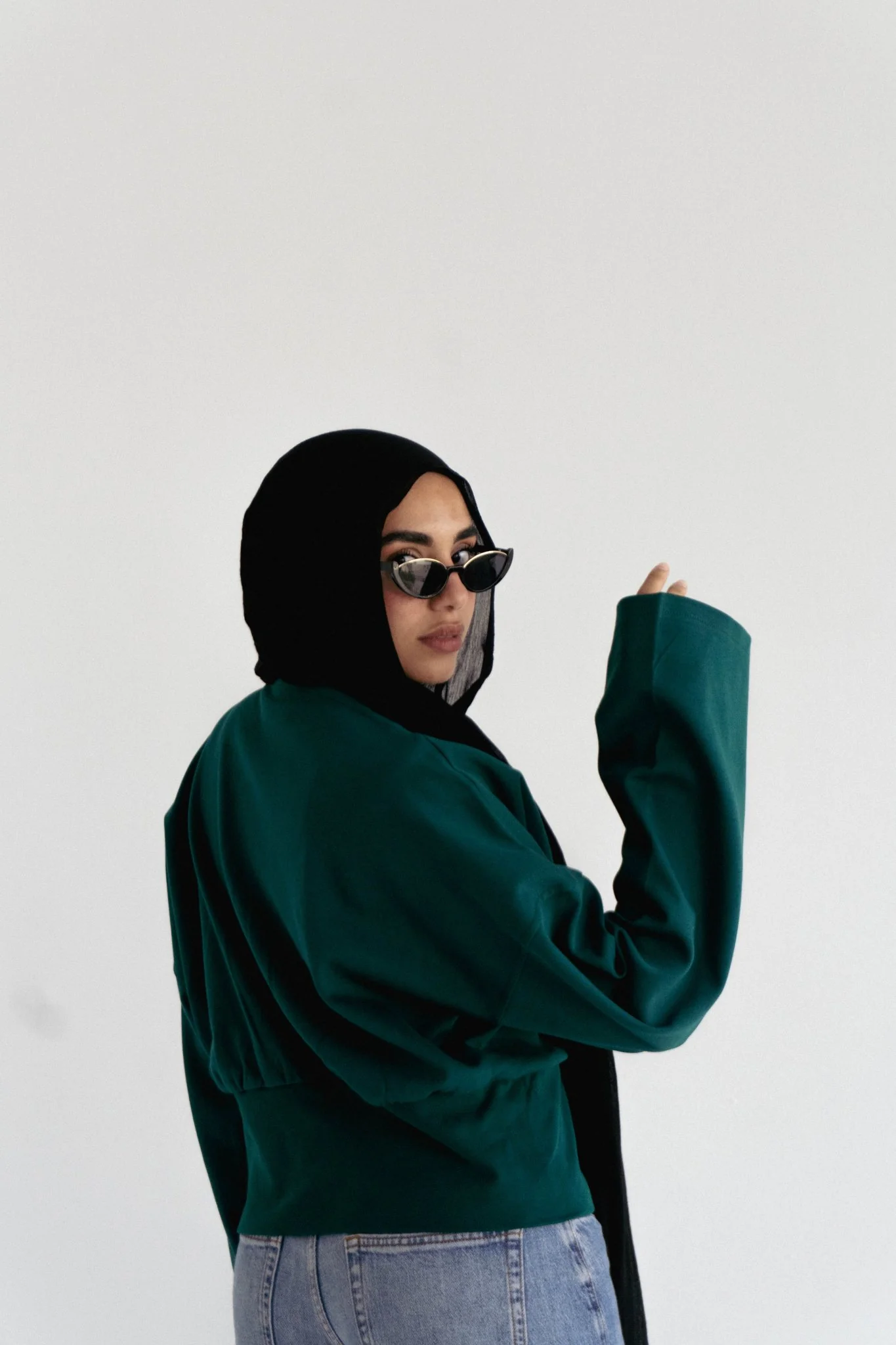 The wrap cozy top in emerald green - Image 5