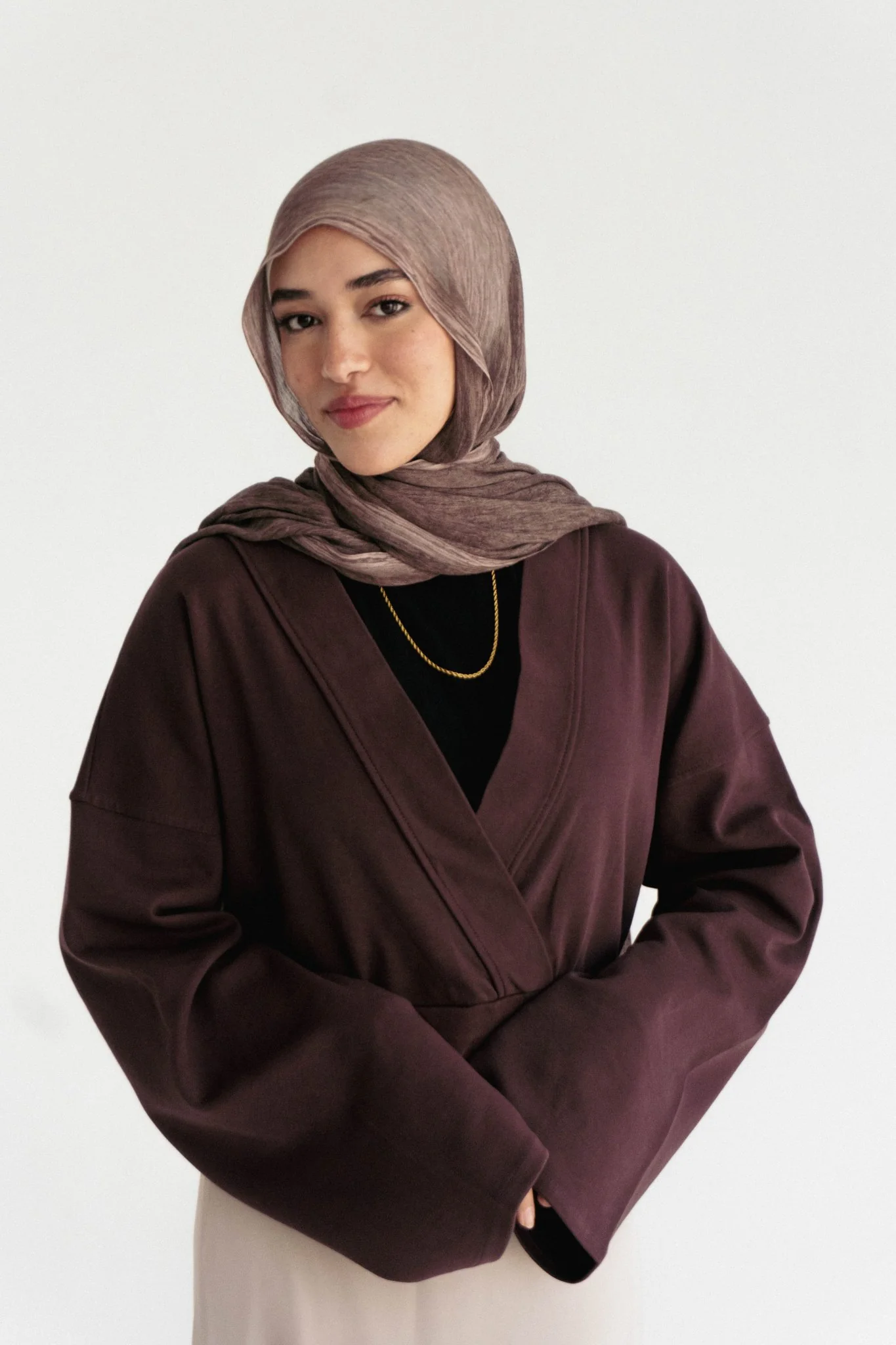 The wrap cozy top in Wine - Image 3
